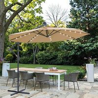Parasol de patio de parc de jardin de conception moderne éclairage LED parapluie extérieur de banane pour le mobilier extérieur