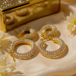 Boucles d'oreilles créoles de luxe plaquées or avec cristaux pour femme, bijoux de fête, grandes boucles d'oreilles tendance blanches et dorées - Product Image 2