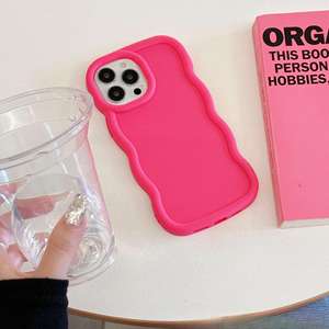 Nouvelle coque antichoc de dessin animé pour iPhone 17, compatible avec iPhone 16, bord ondulé, coque de protection anti-traces de doigts - Product Image 2