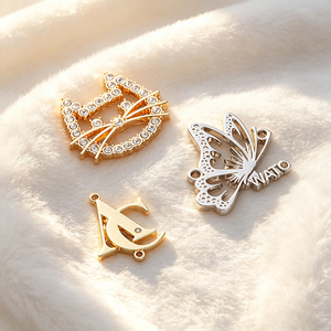 Custom Manufacture Metal Logo <b>Tags</b> Private Brand Sew-on Labels Accept Custom Design Metal <b>Name</b> Badges for Garment & Luggage - Product Image 3