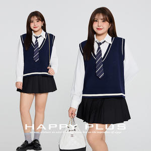 ชุดเสื้อกั๊กถัก runqi สำหรับเด็กผู้หญิงสีน้ำเงินเข้มคอวีพร้อมเสื้อสีขาวและกระโปรงจีบสีดำ N8824เครื่องแบบนักเรียน - Product Image 3