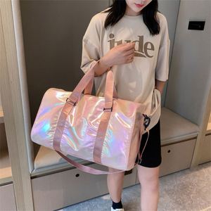 Sac de sport élégant à paillettes pour femme, sac de voyage portable à bandoulière pour activités de plein air avec compartiment humide - Product Image 3