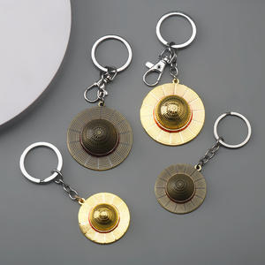 9 Design Anime Luffy cappello di paglia collana lunga <span class=keywords><strong>per</strong></span> gli uomini placcato oro lega ciondolo collana ventaglio collezione portachiavi personalizzato giocattolo - Product Image 5
