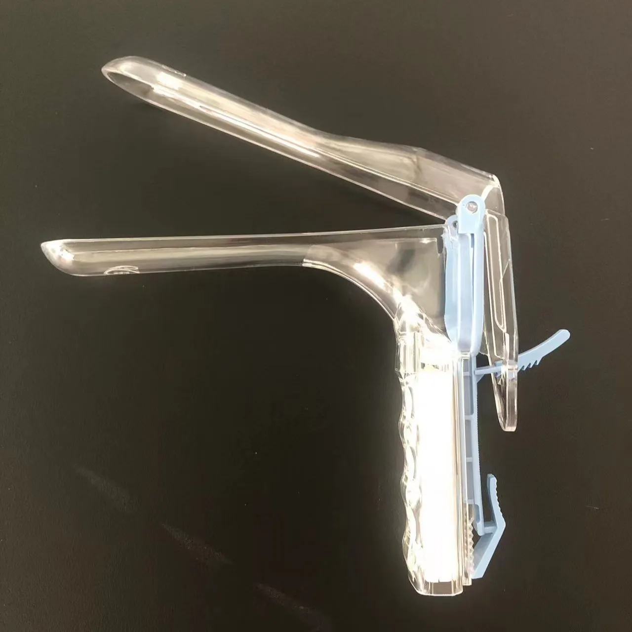 Best Price Disposable Plastic Sterile Vaginal Speculum With Light Source For Hospital And Clinic Or Personal