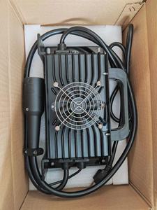 Ventes directes d'usine Max 1500W avec peut 12V 24V 36V 48V 60V 84V 96V Lifepo4 chariot élévateur électrique chargeur à bord - Product Image 4