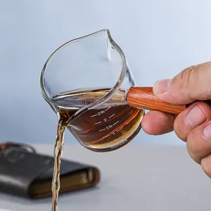 Copo de café com alça de madeira, copo de vidro resistente a altas temperaturas, copo pequeno graduado para leite, boca dupla