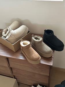 <span class=keywords><strong>Bottes</strong></span> de <span class=keywords><strong>travail</strong></span> pour femmes Chaussures de sécurité pour l'hiver <span class=keywords><strong>Bottes</strong></span> de <span class=keywords><strong>travail</strong></span> plates pour femmes Chaussures de sécurité pour femmes <span class=keywords><strong>Bottes</strong></span> de sécurité chaudes et souples à la mode en fourrure - Product Image 2