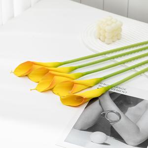 Ramo de Lirios Calla Artificiales Meng Jie, Naranja y Blanco, Poliéster, Miniatura, Decoración Floral para el Hogar - Product Image 4