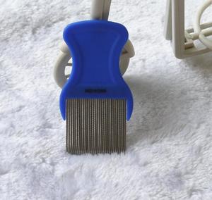 Manico in plastica Scanalato In Acciaio Inox Lungo Denti Pulizia Dei Capelli Umani <span class=keywords><strong>Pidocchi</strong></span> Nit Tick Delle Pulci <span class=keywords><strong>Pidocchi</strong></span> Pettine - Product Image 3
