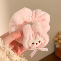 Vente flash Nouveaux chouchous en peluche de dessin animé mignons Filles Polyvalents Attaches de cheveux pour queue de cheval Chouchous moelleux Accessoires pour cheveux