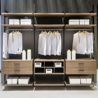 Armoire de plain-pied en bois sur mesure avec étagères en bois Boîtes de rangement réglables Mobilier moderne design à assembler portable