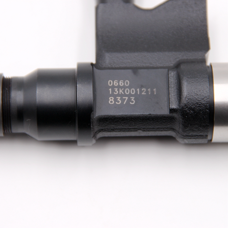 095000-663# fuel injector 095000-6632 16650-2600E injector for UD trucks Quon MD90, MD92 injector nozzle 095000-6632 16650 Z600E