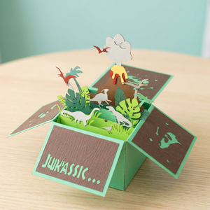 Meilleures ventes : Carte de vœux 3D en papier faite à la main, thème Parc à dinosaures et fleurs, boîte pop-up, design personnalisé, tendance, Noël, Vietnam, Hanoï - Product Image 1
