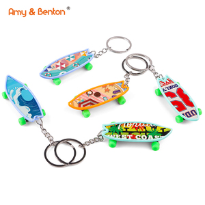 <span class=keywords><strong>Mini</strong></span> skateboards à doigts porte-clés, jouets pour les doigts, lot de cadeaux pour enfants, cadeaux d'échange en classe, cadeaux d'anniversaire, rembourrages de sacs cadeaux - Product Image 6
