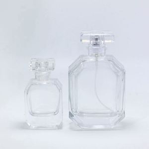 Flacons de parfum en verre plat de luxe 100ml 50ml 30ml, pulvérisateur à pompe recyclable, design personnalisable, impression sur écran - Product Image 2