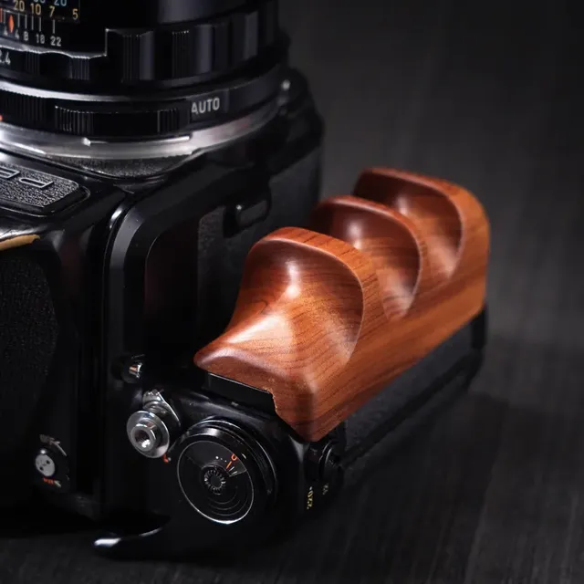 Camera Wooden Aluminum Alloy Hand Grip for Pentax 67 6X7 Right Hand CNC Machining Service Logo Print Custom Service by FotoHigh