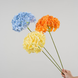 ดอกไฮเดรนเยียประดิษฐ์สีเหลืองส้มน้ำเงิน ก้านเดี่ยว ทำจากผ้าไหม สำหรับตกแต่งดอกไม้ประดับ จัดโต๊ะงานแต่งงาน - Product Image 1
