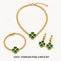 Ensemble collier, bracelet et boucles d'oreilles en acier inoxydable plaqué or 18 carats, trèfle à quatre feuilles vert CZ, hypoallergénique, résistant au ternissement, vente en gros