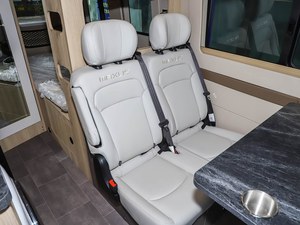 Autocaravana <span class=keywords><strong>Super</strong></span> Económica SAIC Maxus V100 RV 2.0T Living Traveler 2023, Cama Horizontal y Vertical Expandible, para Viajes por Montaña y Agua - Product Image 6