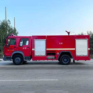 Nouveau camion-citerne diesel Sinotruk HOWO de haute qualité, capacité supérieure à 10000L, 6X4, pour le sauvetage lourd, l'eau, la mousse et la lutte contre l'incendie - Product Image 3
