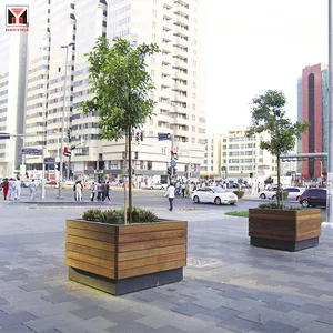 Pots de fleurs en bois cuboïde de haut niveau aménagement paysager extérieur pot de plantes en acier patio meubles en bois vue du parc planteur d'arbre