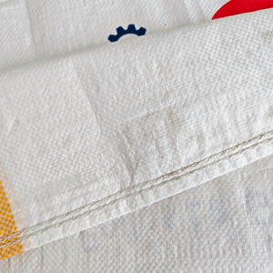 Blanc avec le <span class=keywords><strong>sac</strong></span> tissé par polypropylène résistant de cordon de rayure jaune pour l'emballage d'agriculture de bois de chauffage - Product Image 6