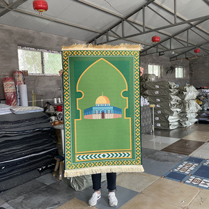 Libosa, alfombra de oración con estampado de terciopelo de cristal transfronterizo, alfombra de oración portátil con borlas, manta de taller de oración - Product Image 1