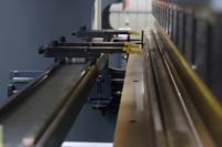 Prensa Plegadora CNC de Operación Estable con Estructura de Barra de Torsión 250t4000 TP10S, Máquina de Plegado por Programación Angular para Aleaciones