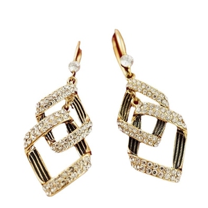 Boucles d'oreilles américaines, crochets d'oreilles géométriques en forme de diamant, haut de gamme, simples et à la mode, boucles d'oreilles de luxe légères N800332 - Product Image 4