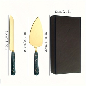 Set Regalo di 2 Utensili da Pasticceria in Acciaio Inox: Coltello per Torte e Paletta, Ideale per Matrimoni, Feste e Festival - Product Image 2