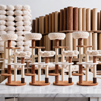 En gros Arbre à chat de luxe en bois, multi-niveaux, grand, avec design floral classique et capsule spatiale, mobilier pour animaux de compagnie avec griffoir en sisal