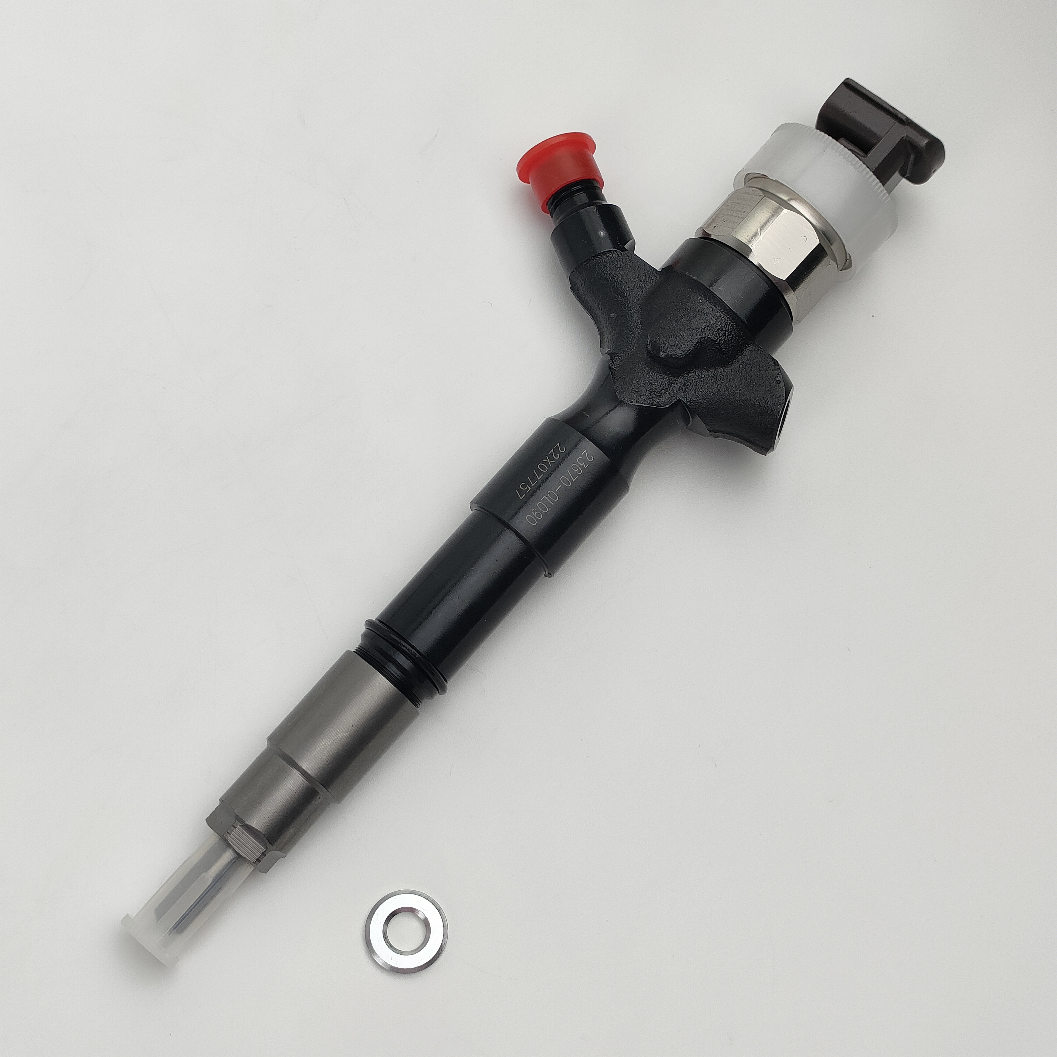 Diesel common rail injector 295050-0100 23670-39196 injector for TOYOTA 1KD-FTV KDH201
