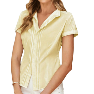Chemise de travail élégante jaune pour femme, manches courtes, devant plissé, boutons décoratifs, coupe ajustée, chemisier en mousseline de soie pour le bureau - Product Image 1