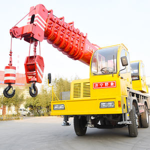 Nouvelle grue de camion de boom 16 tonnes grue self-made télescopique grue de camion télescopique 4x4 à vendre - Product Image 3