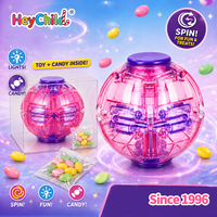 Bonbons en gros personnalisés sous marque privée, jouet sphérique lumineux avec bonbons à l'intérieur, sphère translucide colorée, pour enfants, en vrac, nouveauté, OEM