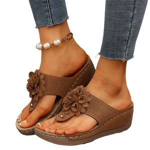 Sandales compensées respirantes en PU pour femme, style européen et américain, grande taille, à bout ouvert, pour l'extérieur, collection Printemps-Été - Product Image 1