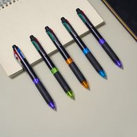 Bolígrafo Multicolor de 0.7mm con Tinta Negra, Roja y Azul, Retráctil, Multifunción, con Logotipo, Cuerpo de Plástico, Novedad Promocional para la Escuela