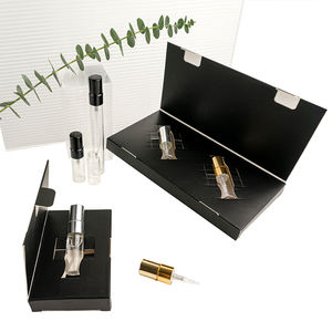 <span class=keywords><strong>Bouteille</strong></span> de parfum ronde courte de 5ml Tube de 3ml Bouteilles vides en verre <span class=keywords><strong>Victoria</strong></span> <span class=keywords><strong>Secret</strong></span> cannelé de 2ml en bois avec boîte - Product Image 1