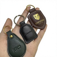 Porte-clés NFC en PU de haute qualité, programmable, RFID, avec logo personnalisé, étanche, durable, léger, carte de membre, carte de visite