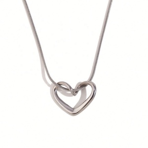 Collar con Colgante de Corazón de Moda, Collar de Acero Inoxidable, Joyería Personalizada para Mujer - Product Image 2