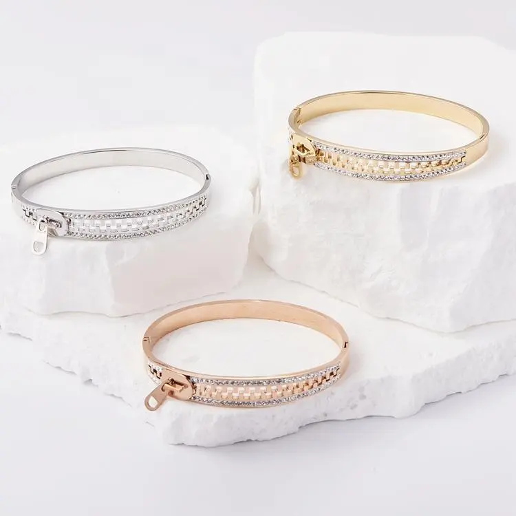 Desain asli baru Gelang Bangle ritsleting berlian imitasi putih baja tahan karat berlapis emas 18k perhiasan gelang untuk liontin wanita