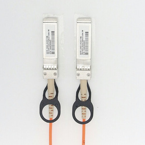 Câble AOC SFP+ 10G compatible CISC0 SFP-10G-AOC30M de 30 m - Product Image 1