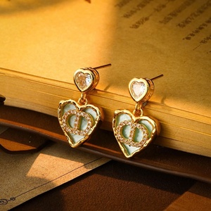 Boucles d'oreilles en forme de nez de cochon en zircon micro-incrusté, tendance féminine, aiguille en argent S925, pendentif Love Board, édition coréenne, style célébrité - Product Image 3