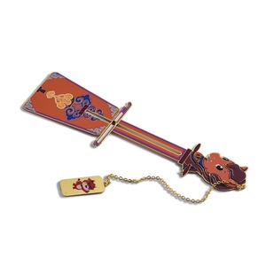 Marcapáginas con Forma de Instrumento Tradicional Chino, Color Naranja, Impresión UV, Diseño de Vaca - Product Image 4