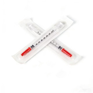 <span class=keywords><strong>Seringue</strong></span> à insuline stérile jetable en plastique U-100 0,3 ml 0,5 ml 1 ml avec <span class=keywords><strong>aiguille</strong></span> d'injection 31G 32G pour usage vétérinaire - Product Image 4