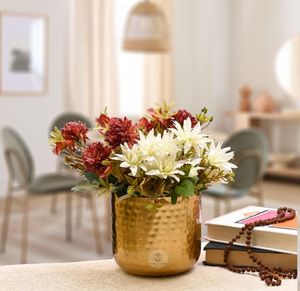 Vase à fleurs élégant et moderne en fer doré, fait à la main, couleurs personnalisables, logo, design contemporain haut de gamme, table, maison, hôtel, mariage - Product Image 2