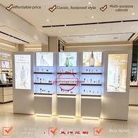 Vitrine d'îlot pour magasin de détail, finition laquée effet bois, écologique, hauteur réglable, design moderne pour