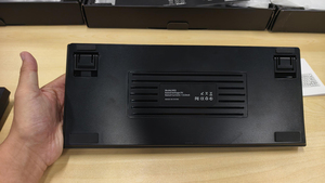 <span class=keywords><strong>Clavier</strong></span> mécanique RGB personnalisé Keywin à 81 touches, <span class=keywords><strong>clavier</strong></span> mécanique <span class=keywords><strong>sans</strong></span> <span class=keywords><strong>fil</strong></span> à trois modes (filaire/2,4 GHz/BT) pour les joueurs - Product Image 4