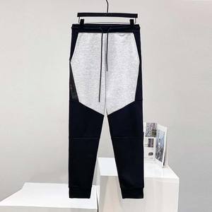 Pantalon de jogging homme en molleton technique personnalisé, coupe ajustée, léger, avec poches, pour le sport, vente en gros - Product Image 4
