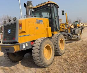 XCM GR1805 <b>Used</b> <b>Motor</b> <b>Grader</b> in <b>Used</b> Condition GR180 GR165 GR200 GR215 Chinese <b>Grader</b> Made in 2021 - Product Image 4